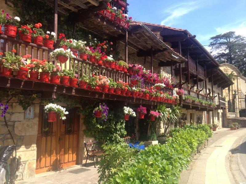 Apartamentos ซันติยานาเดลมาร์ ภายนอก รูปภาพ